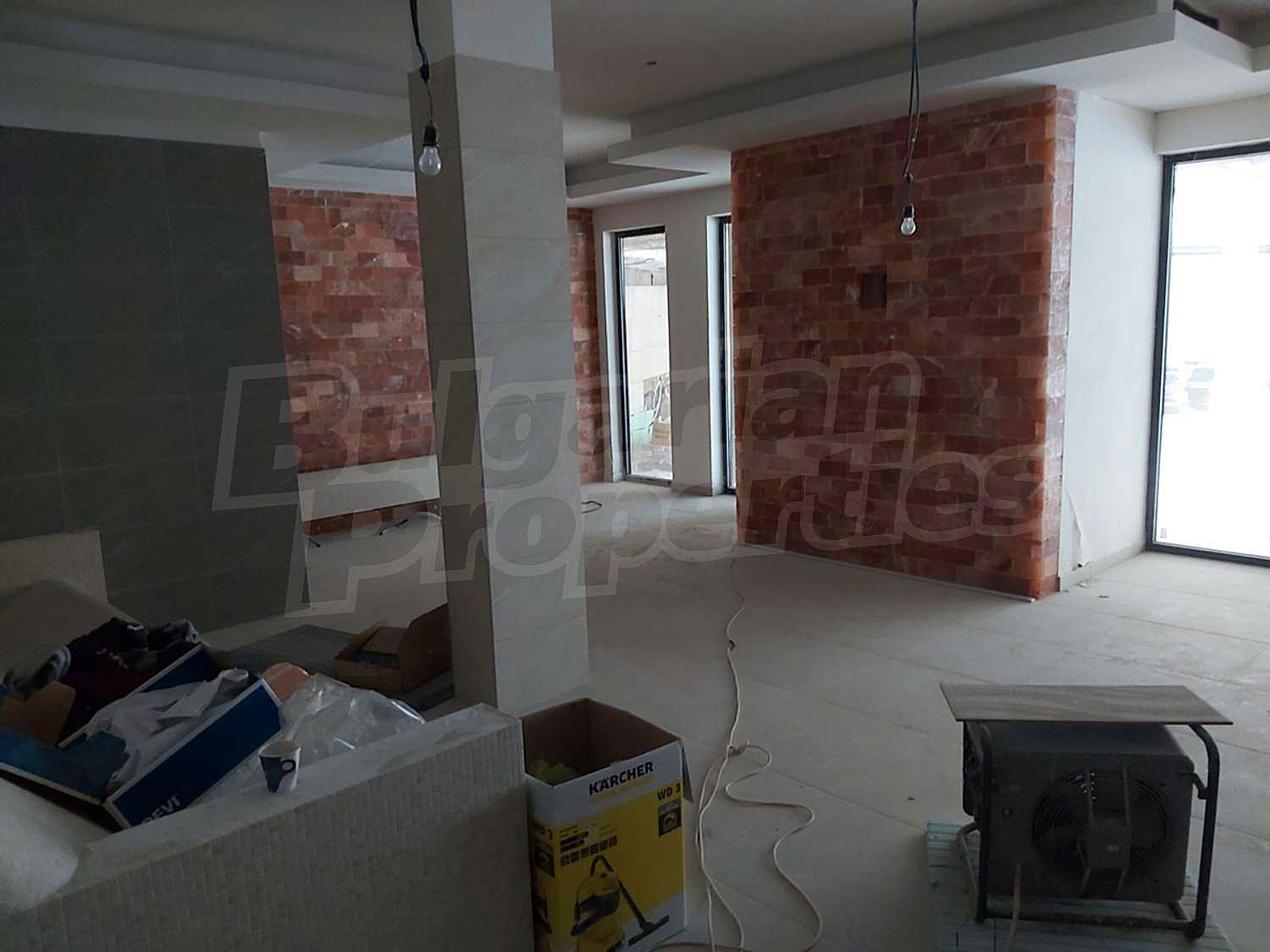 Gallery Picture 59