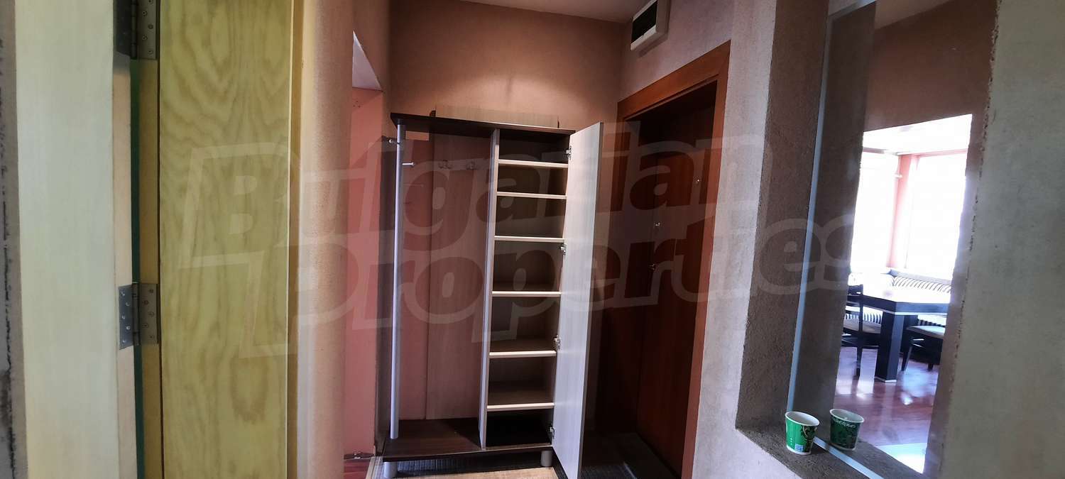 Gallery Picture 16
