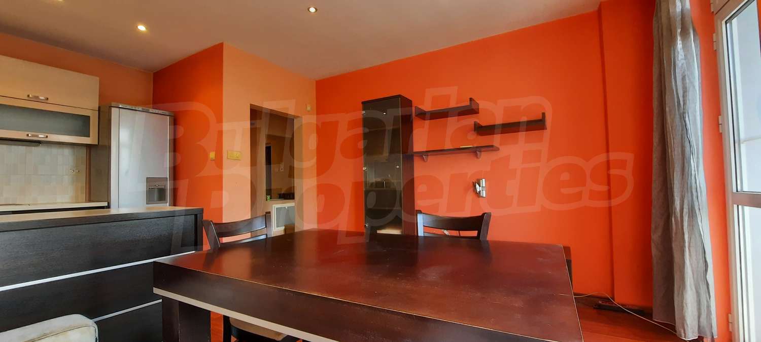 Gallery Picture 7