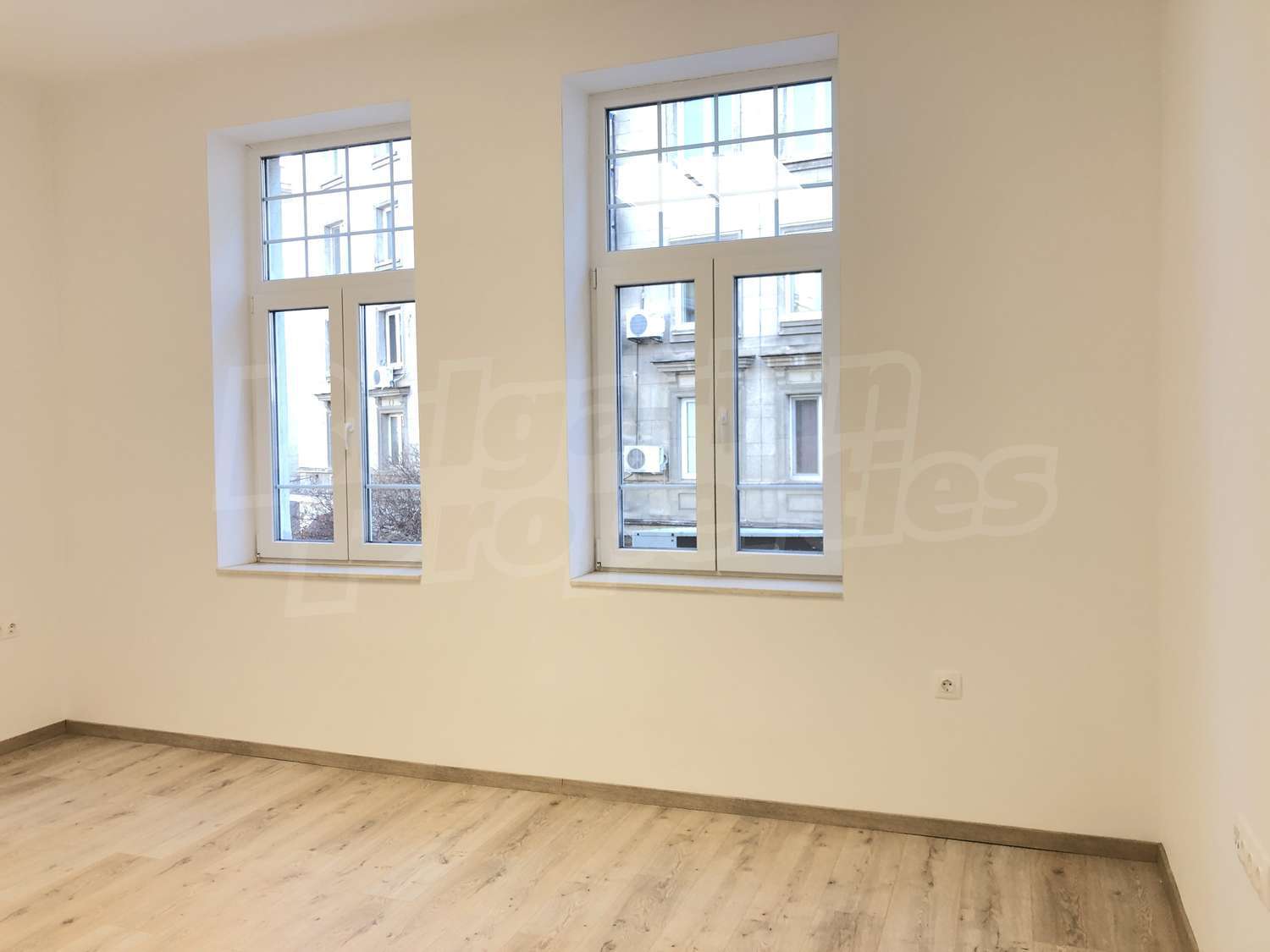 Gallery Picture 6
