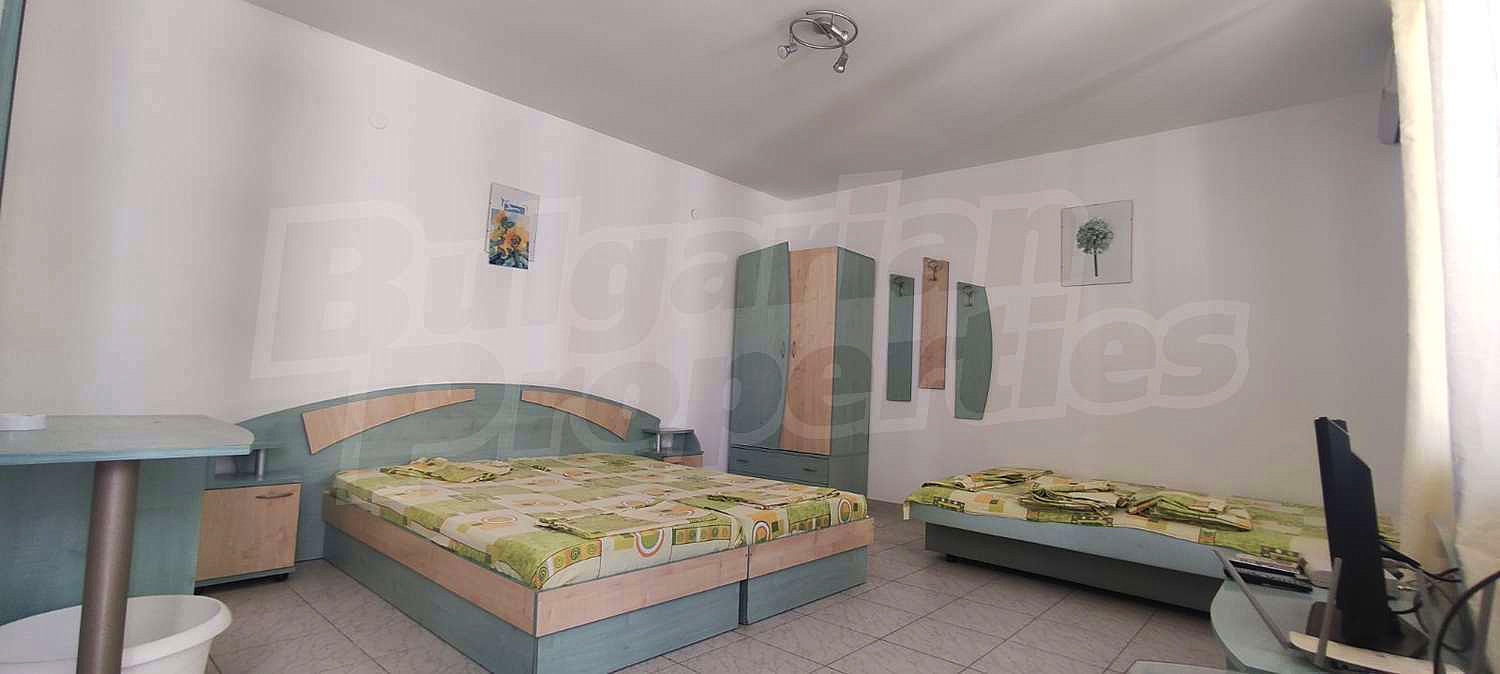 Gallery Picture 11