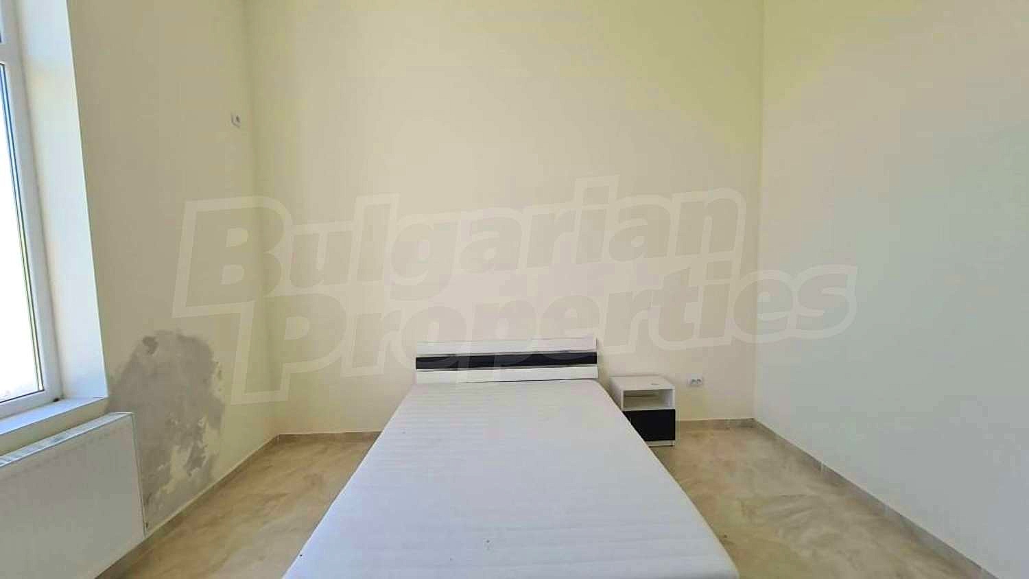 Gallery Picture 29