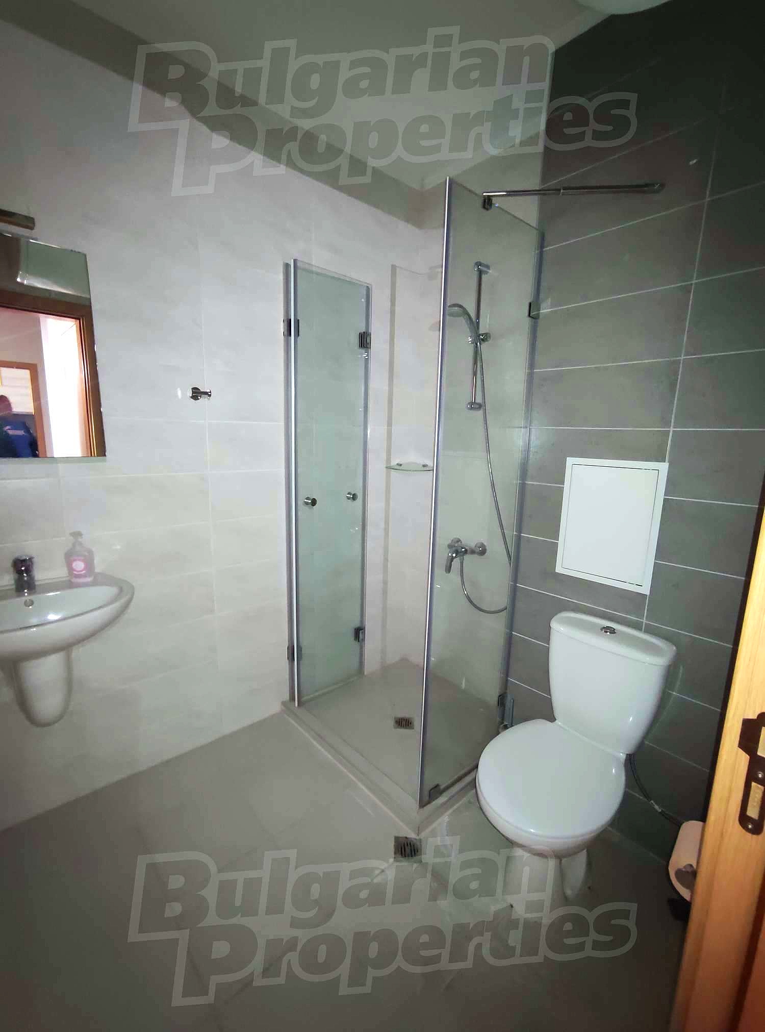 Gallery Picture 16
