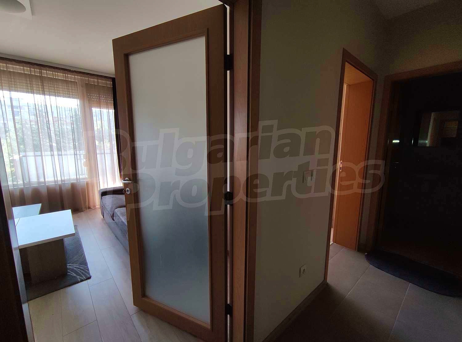Gallery Picture 13