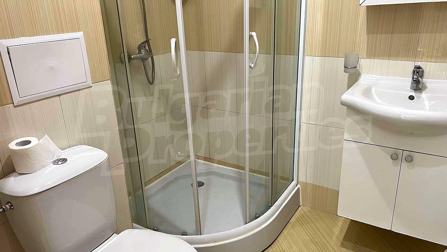 Gallery Picture 16