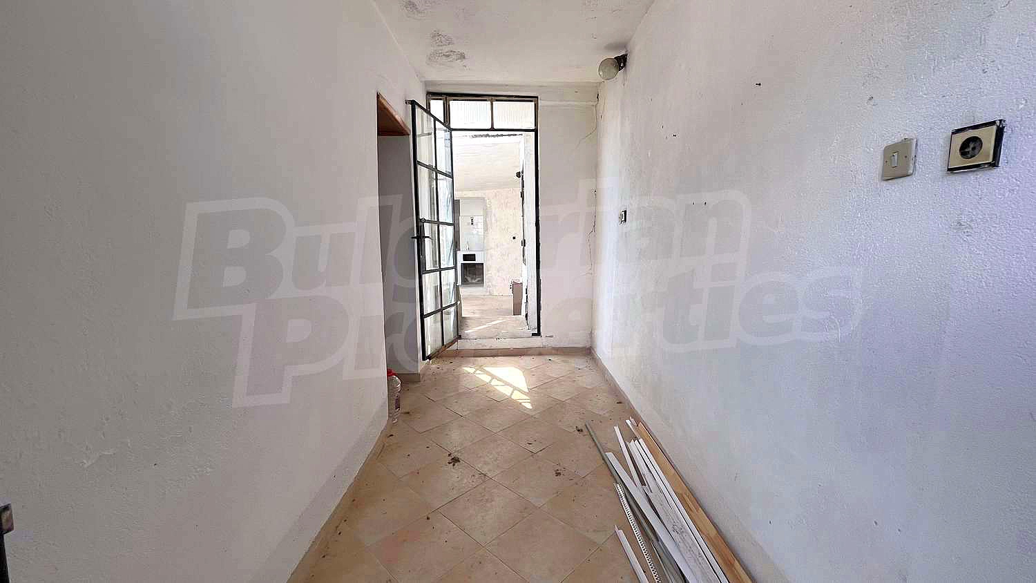 Gallery Picture 32