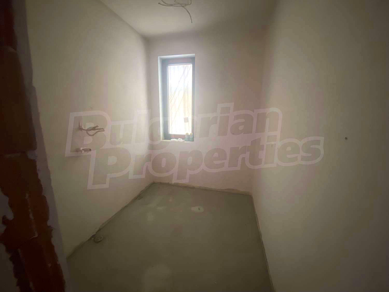 Gallery Picture 12