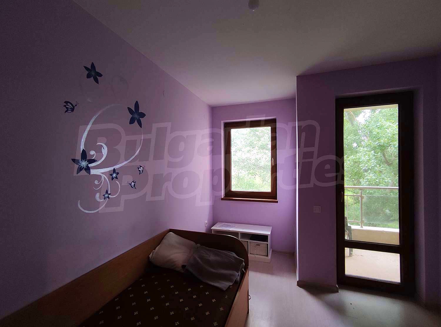 Gallery Picture 11