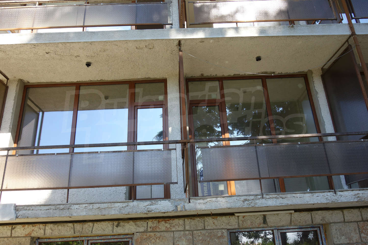 Gallery Picture 9