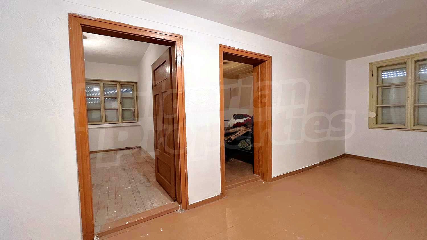Gallery Picture 23