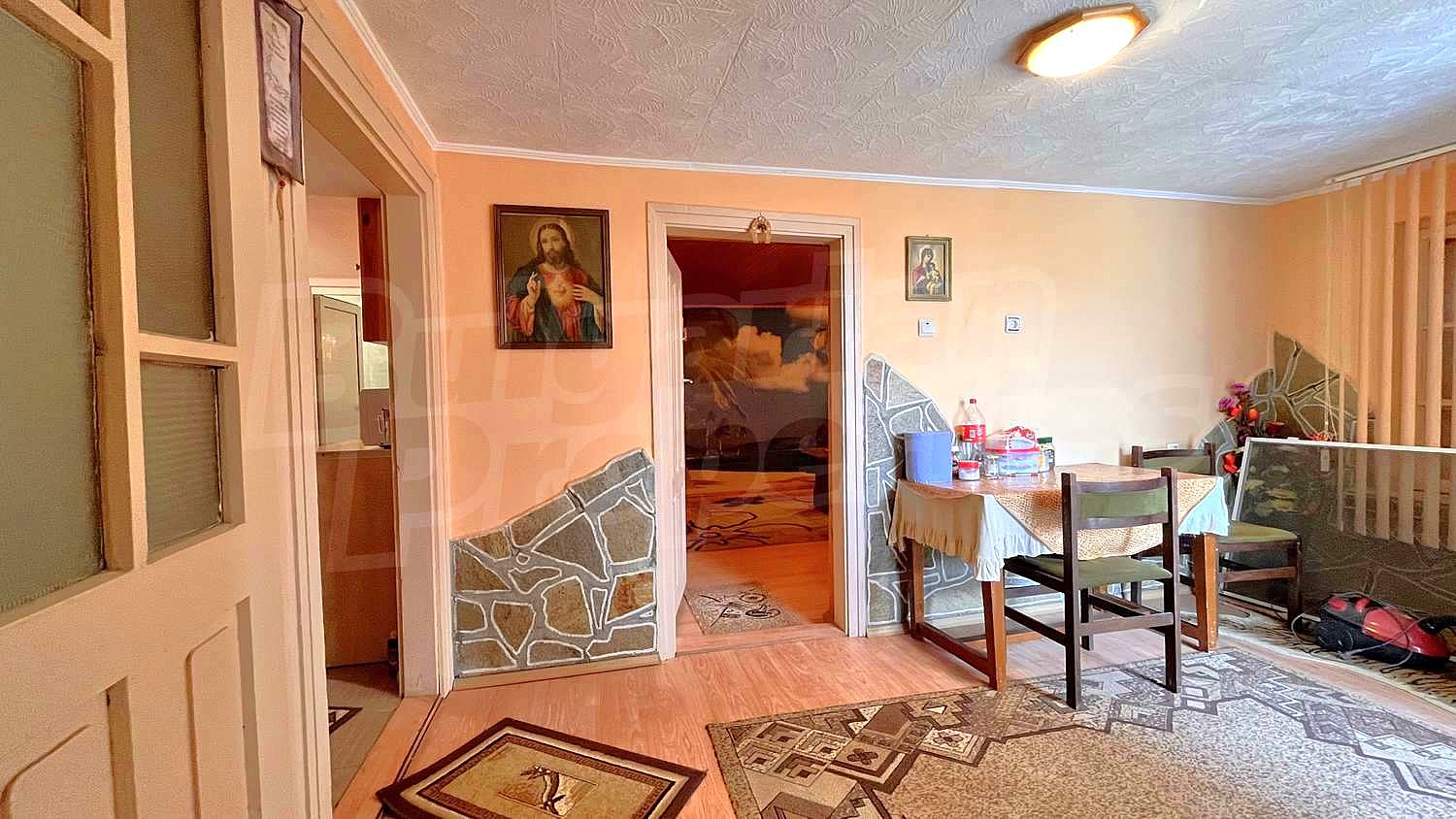 Gallery Picture 8