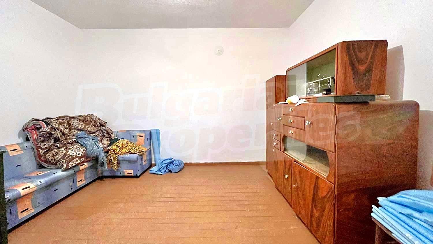 Gallery Picture 28