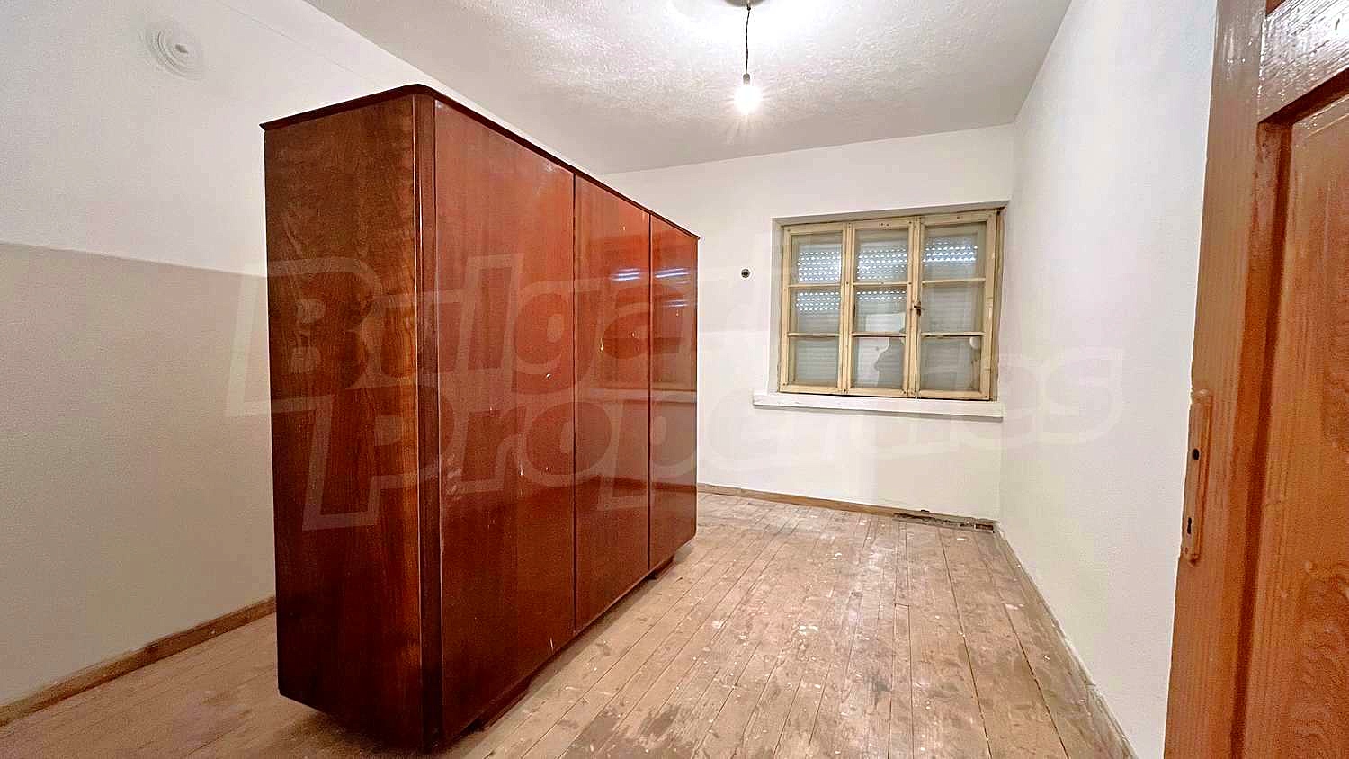 Gallery Picture 32
