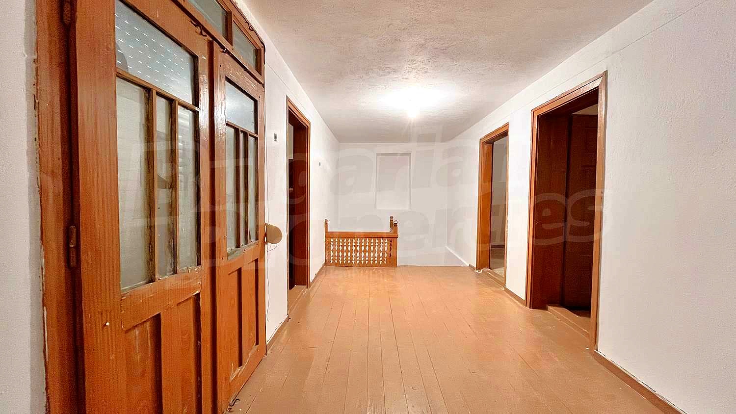 Gallery Picture 24
