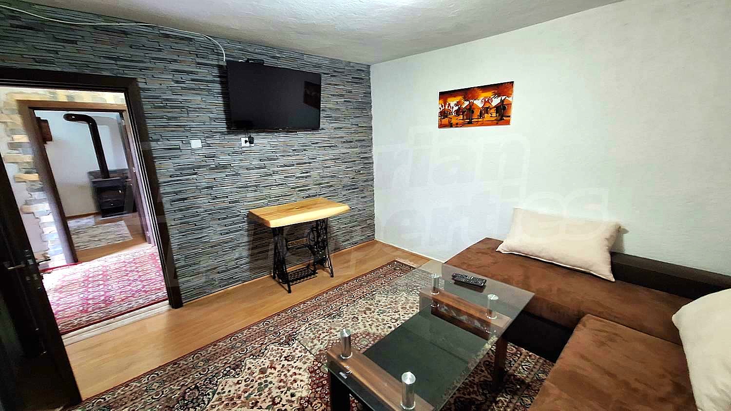 Gallery Picture 9