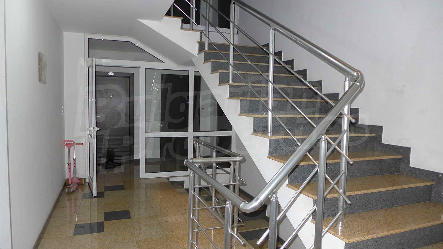Gallery Picture 18