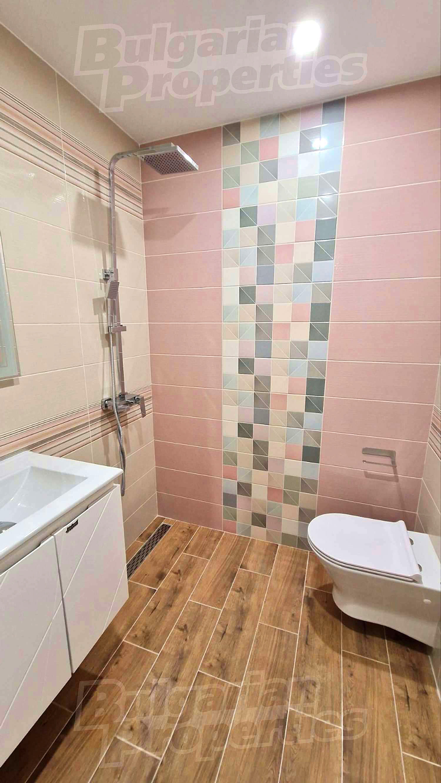 Gallery Picture 33