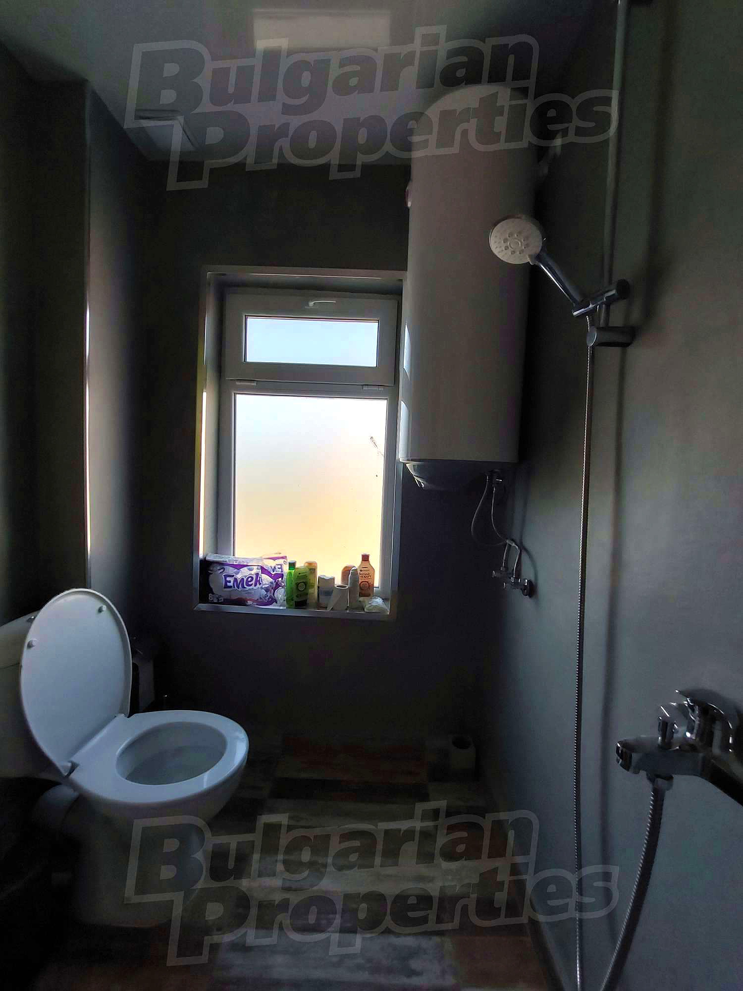 Gallery Picture 45
