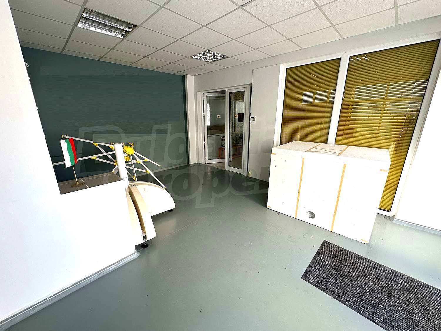 Gallery Picture 15