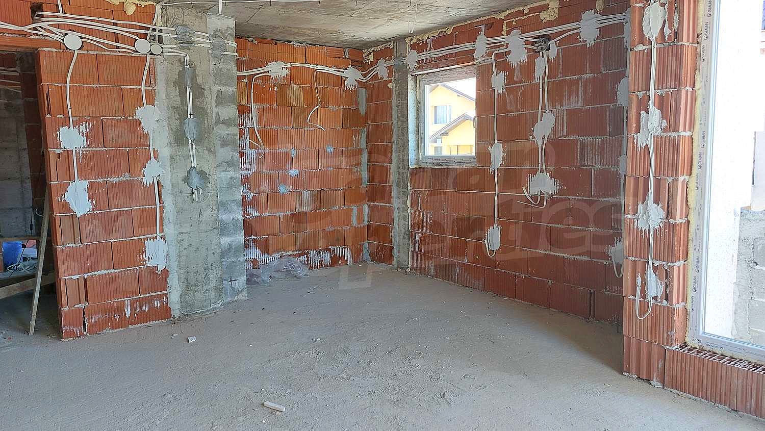 Gallery Picture 15