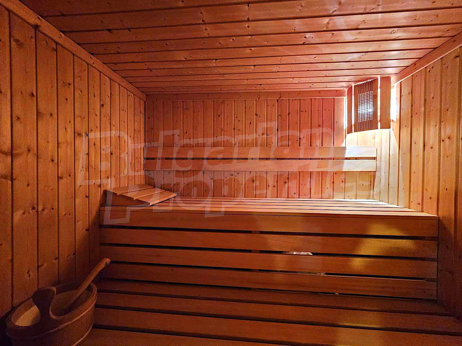 Gallery Picture 19