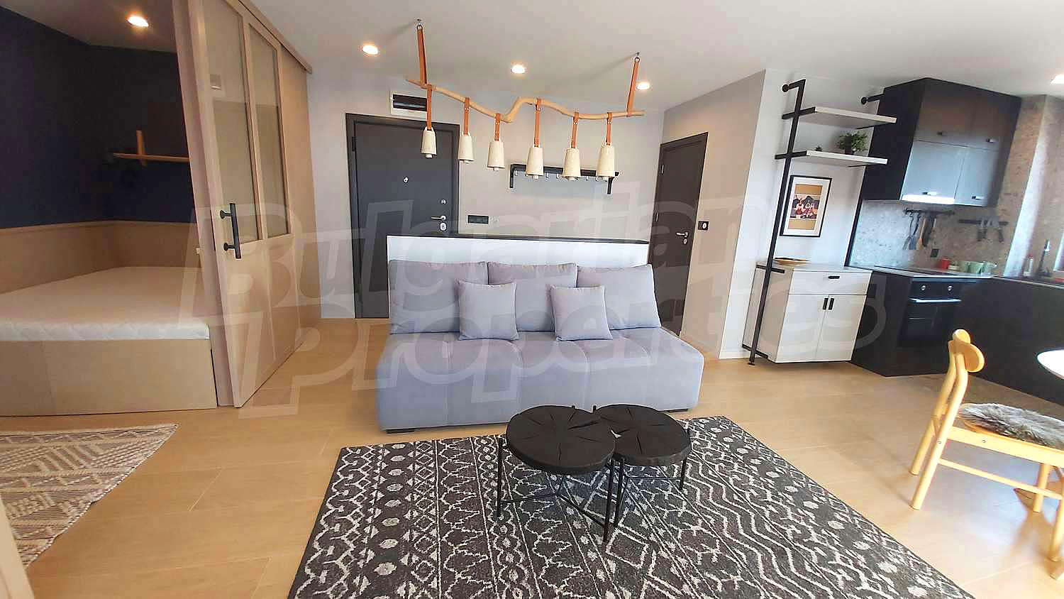 Gallery Picture 14