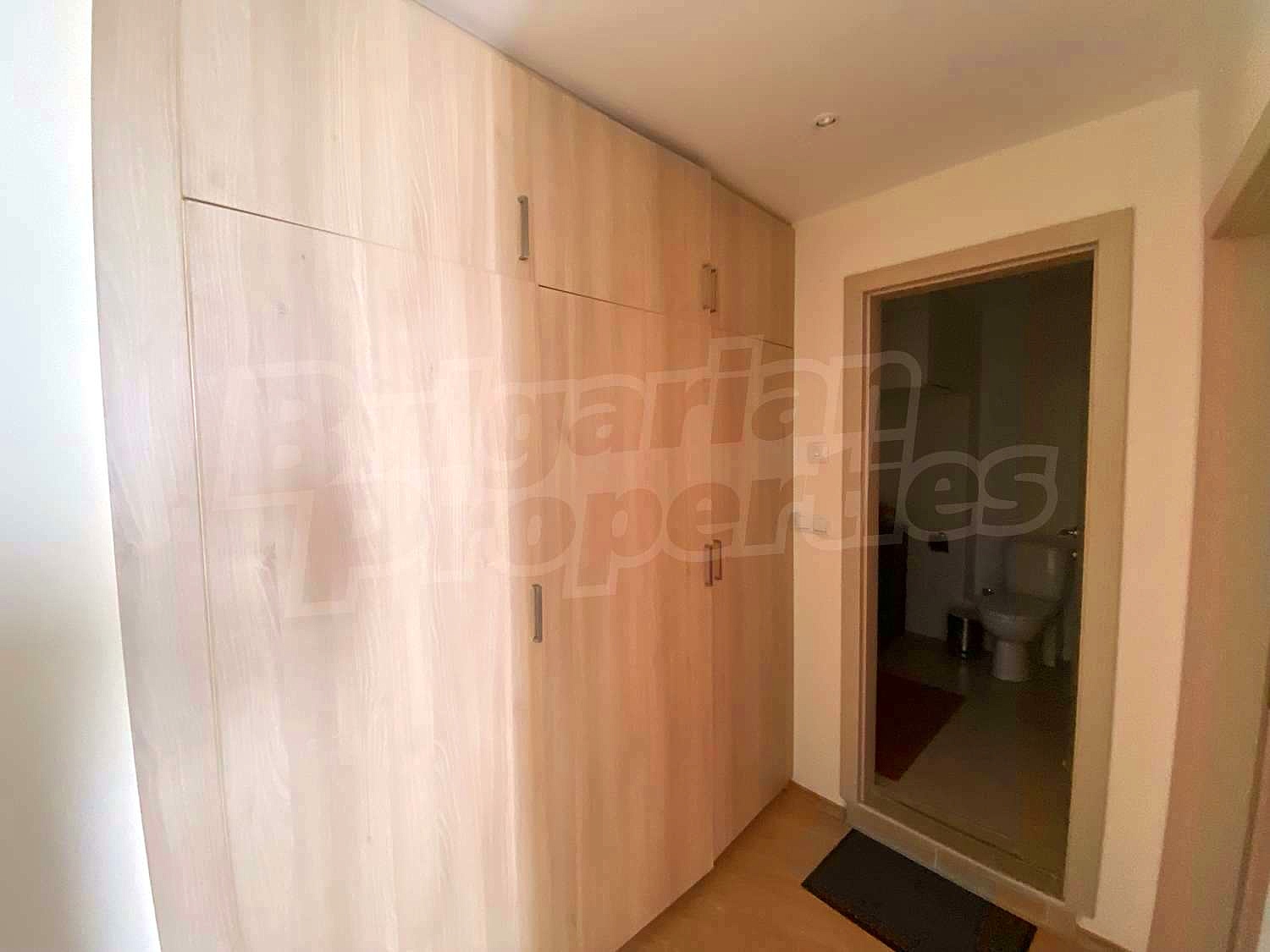 Gallery Picture 11