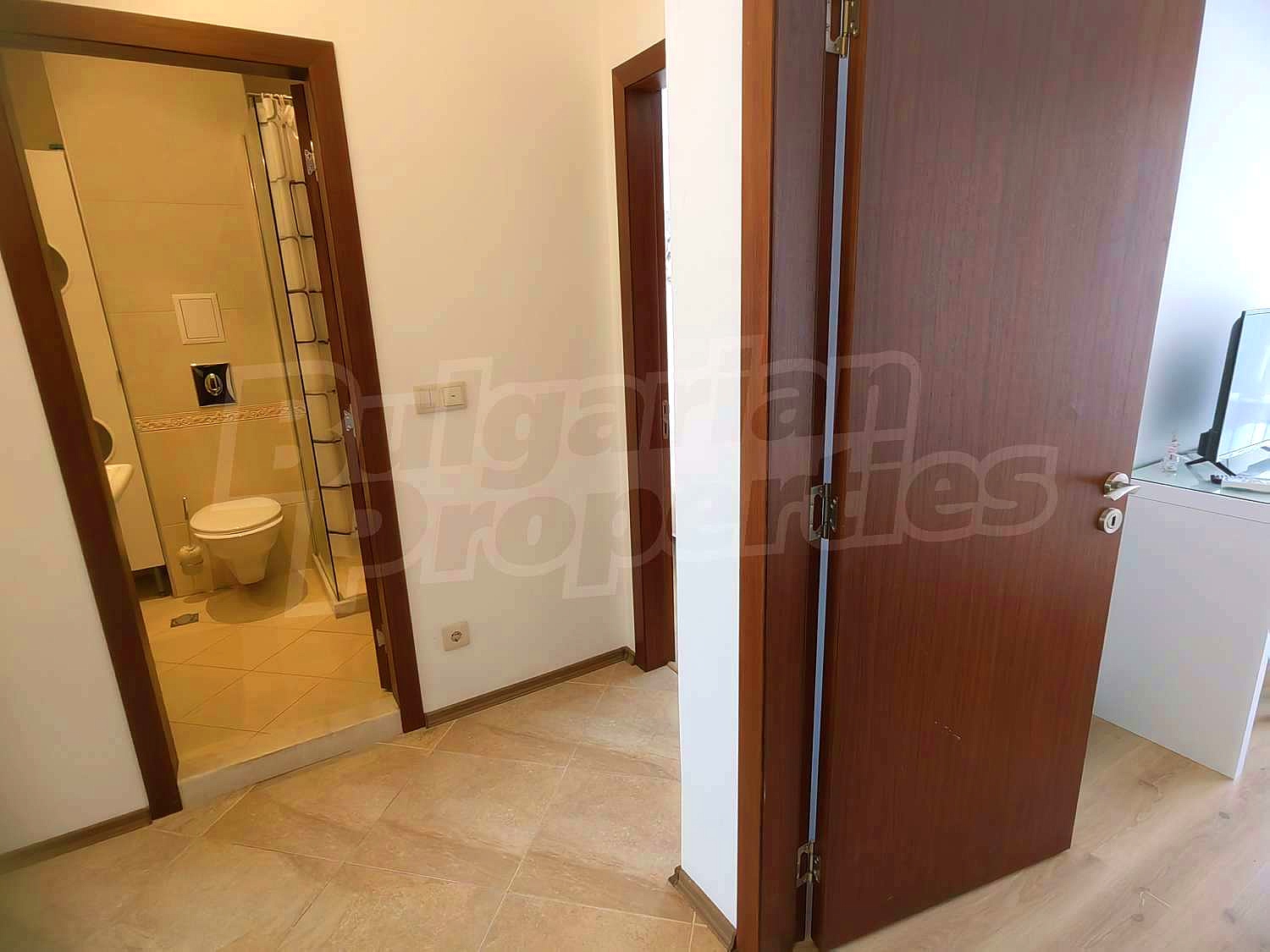 Gallery Picture 19