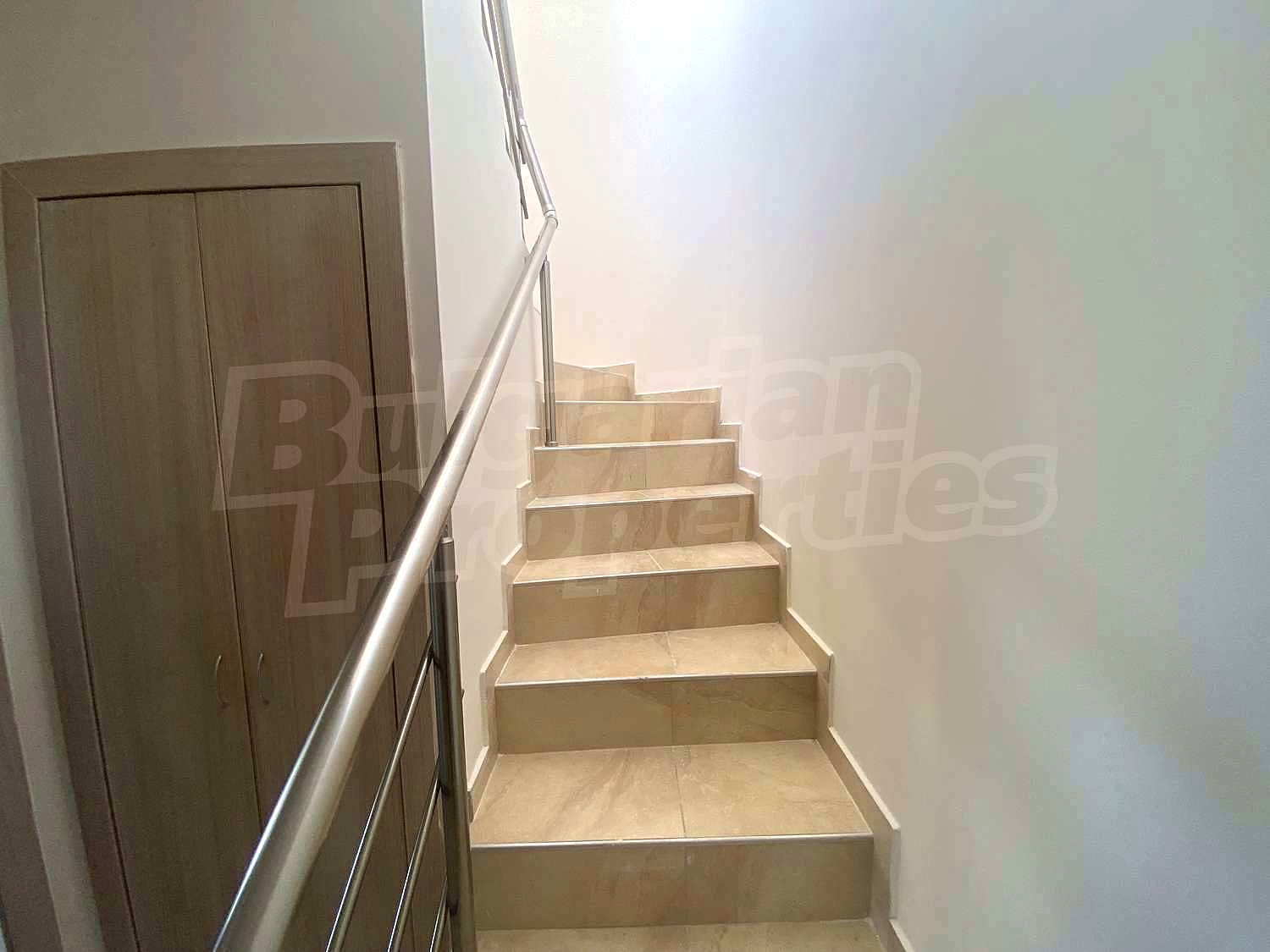 Gallery Picture 26