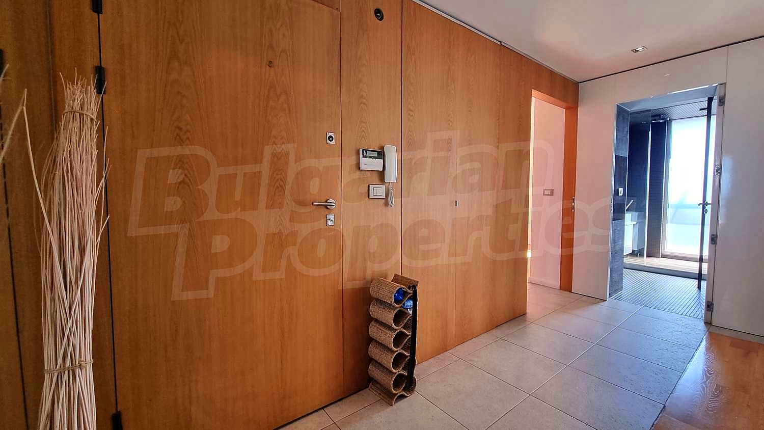 Gallery Picture 48