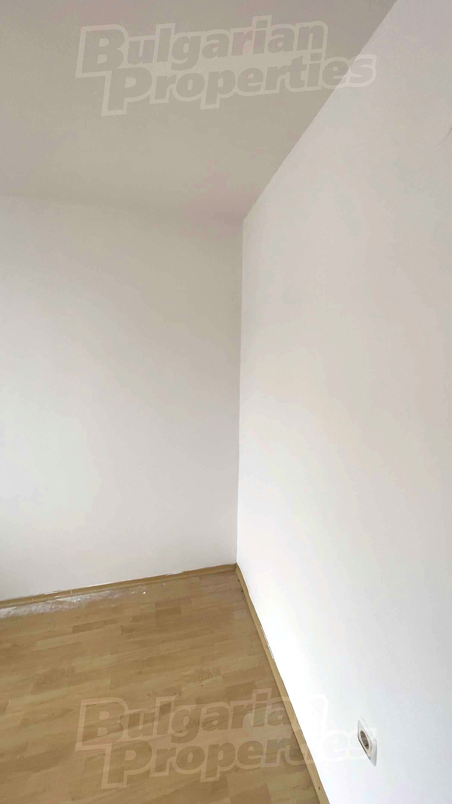 Gallery Picture 6