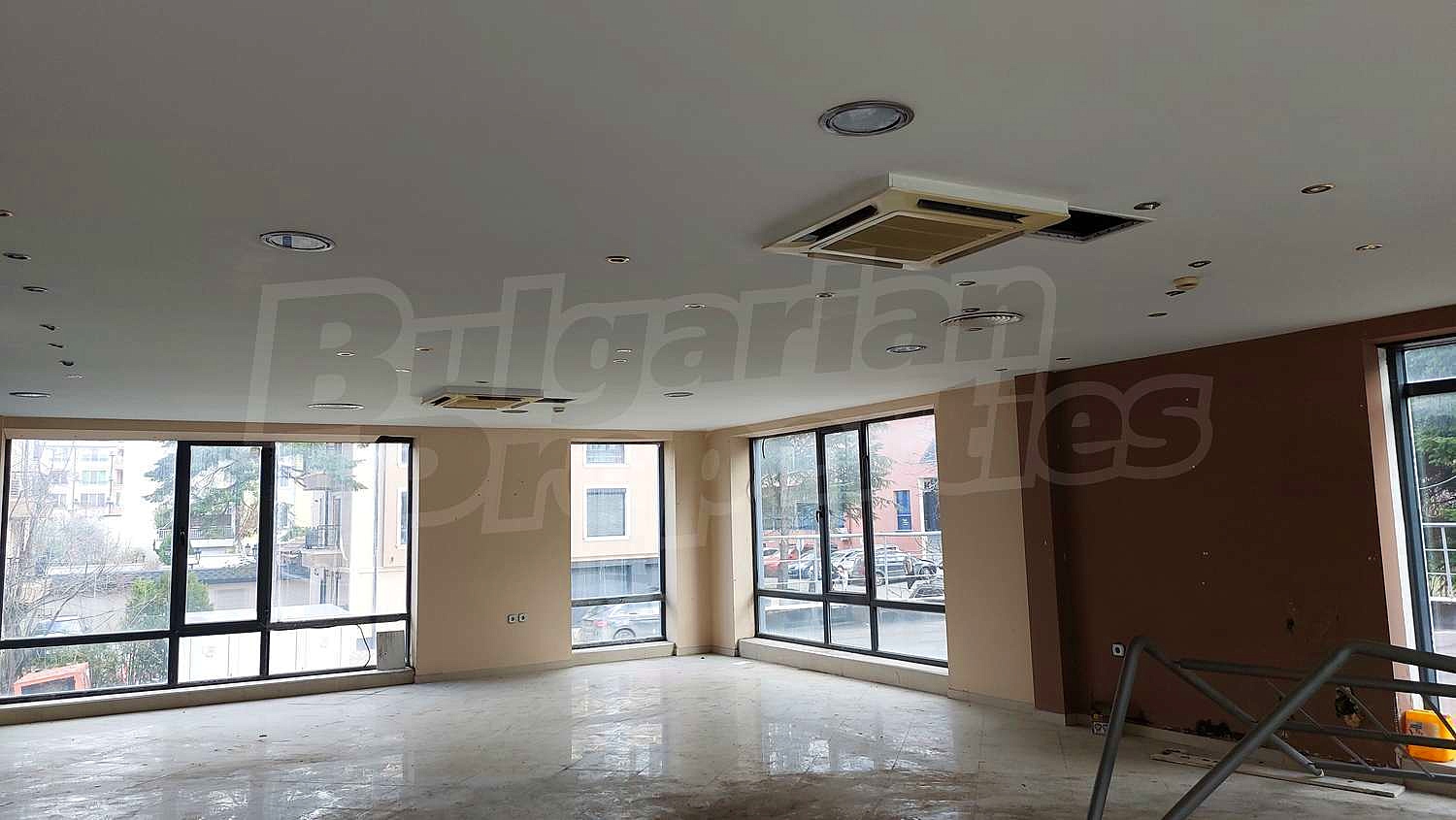 Gallery Picture 25