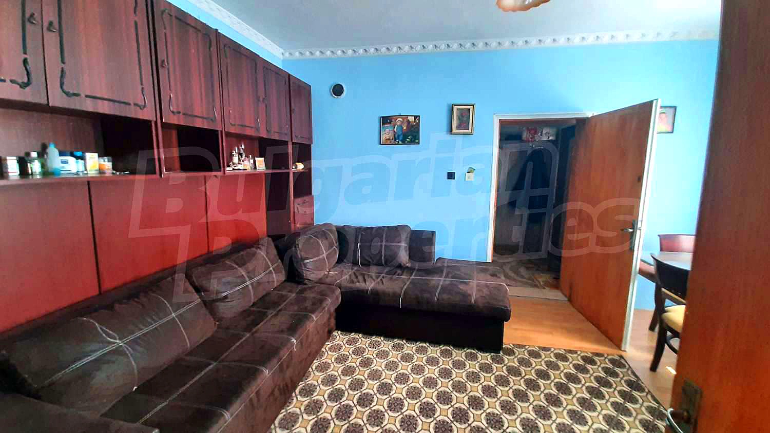 Gallery Picture 12