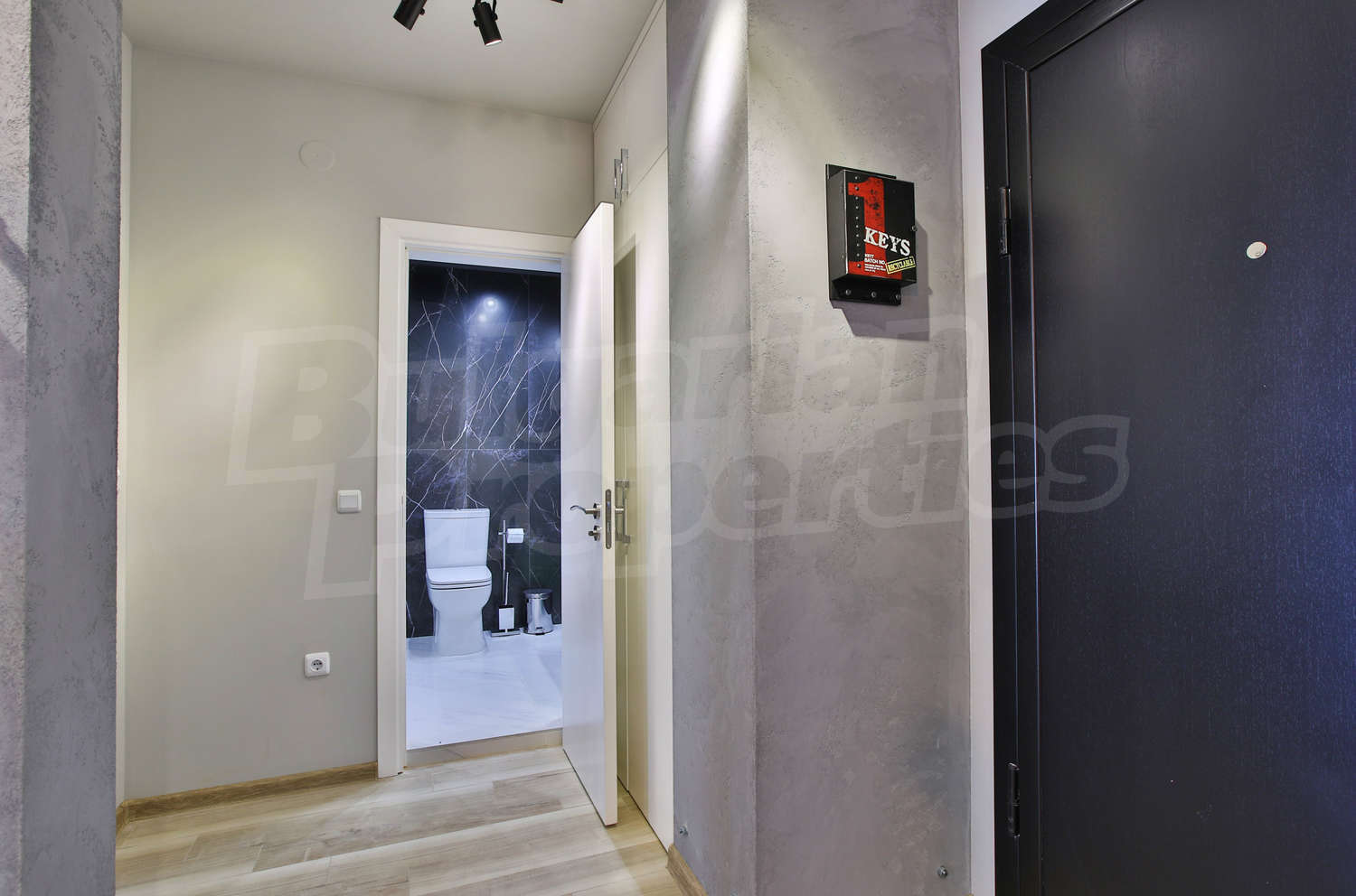 Gallery Picture 14