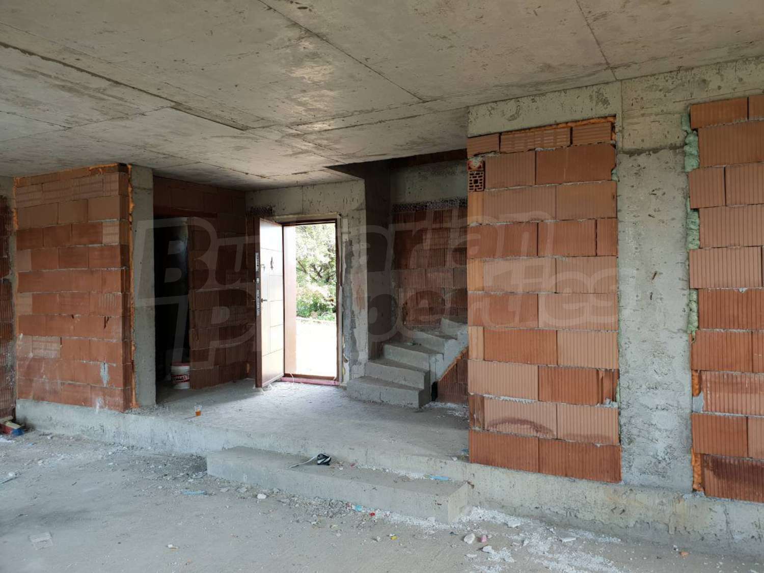 Gallery Picture 9