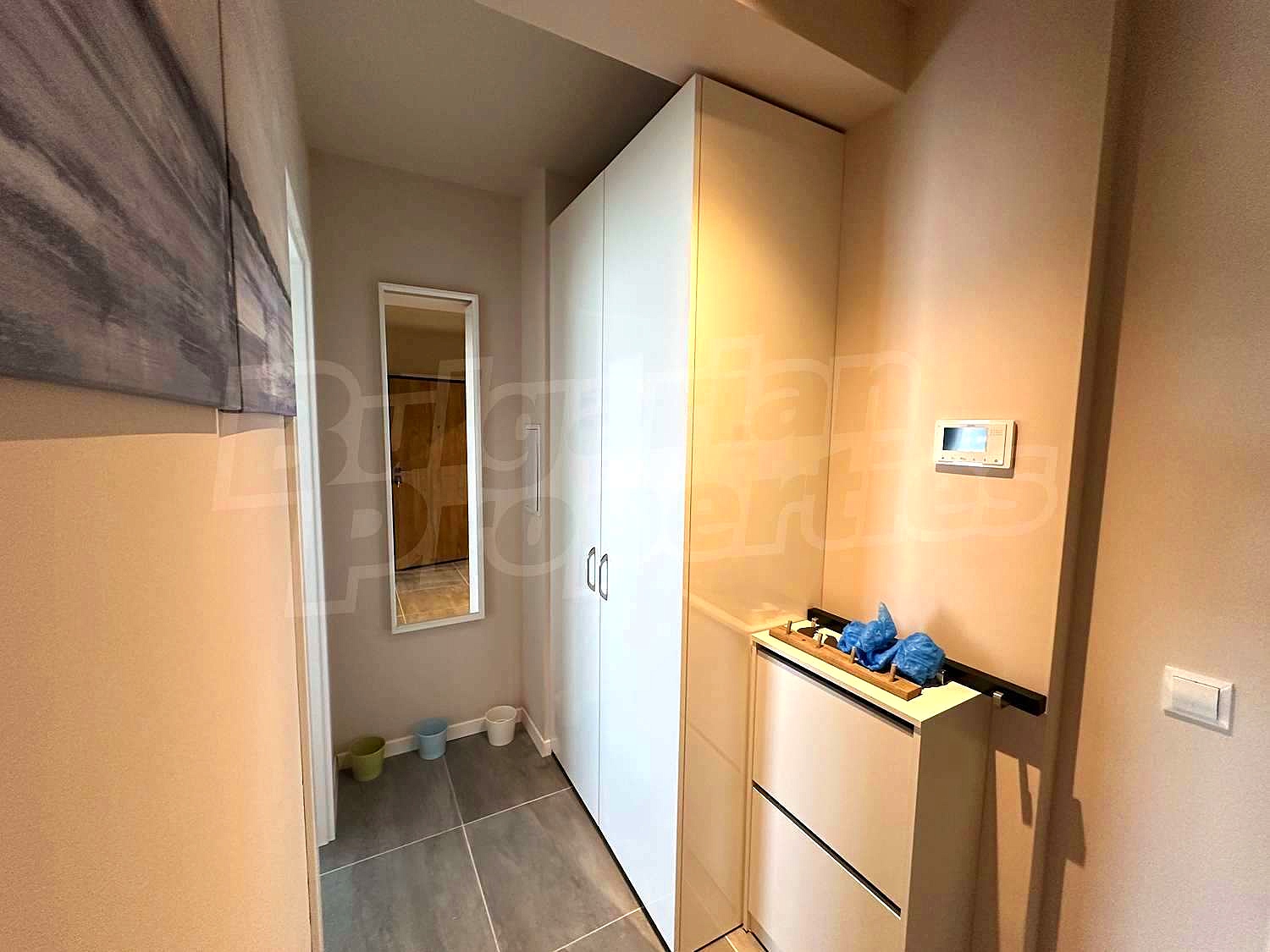 Gallery Picture 10