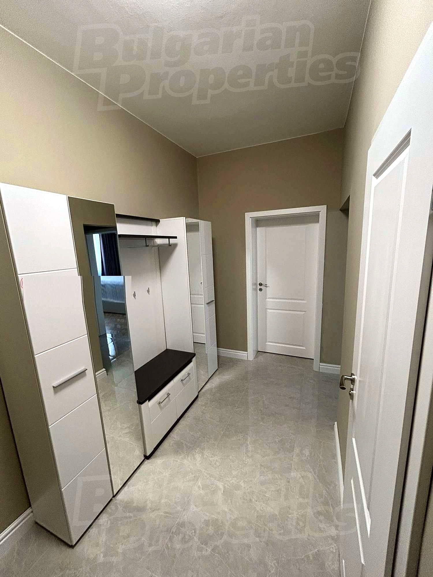 Gallery Picture 11