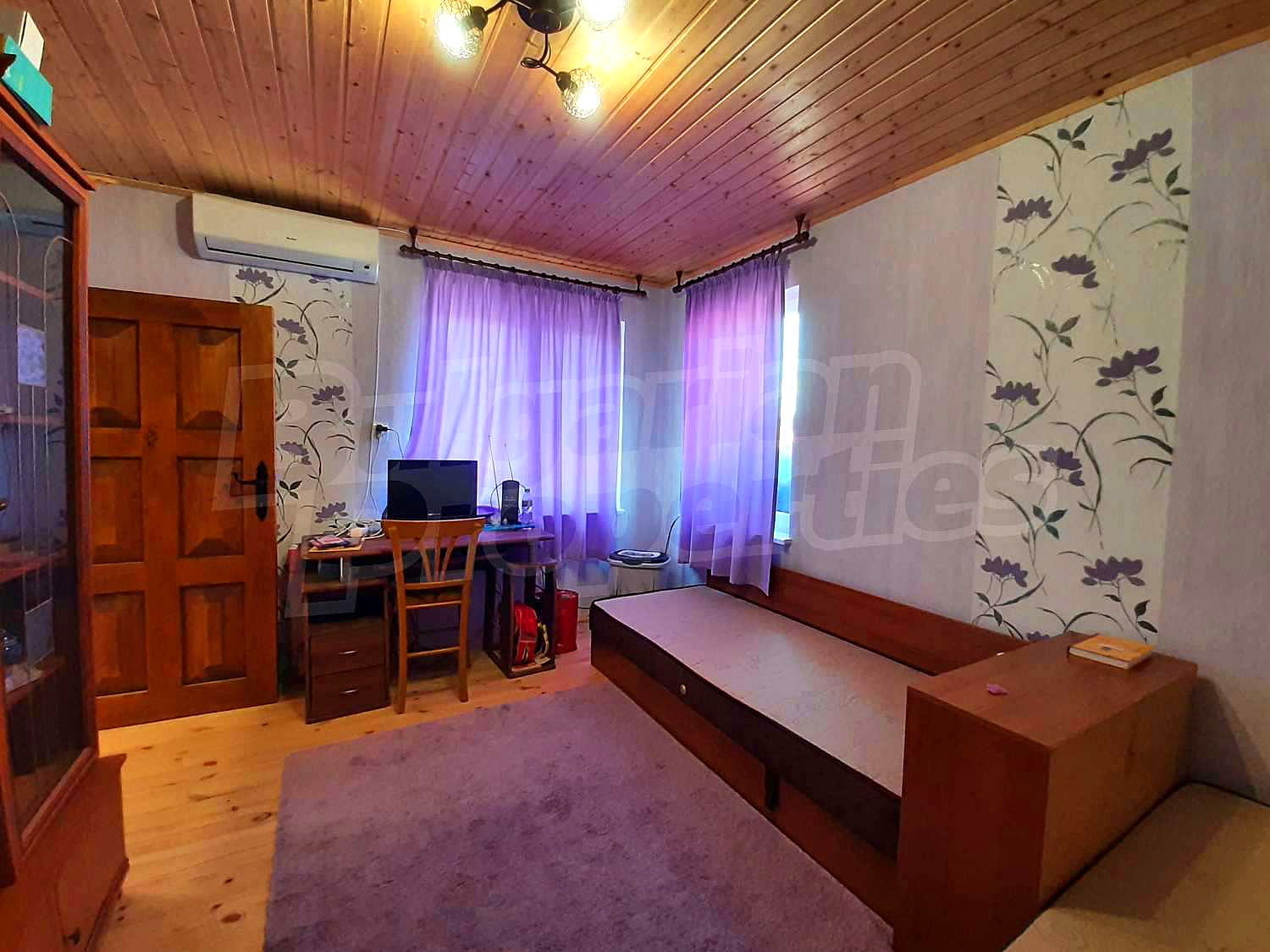 Gallery Picture 8