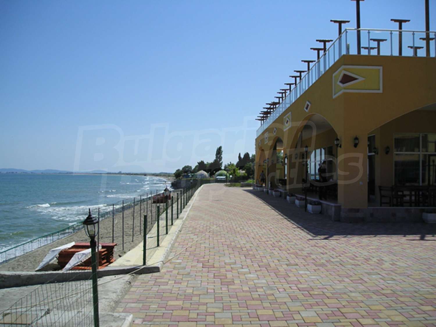 Gallery Picture 37