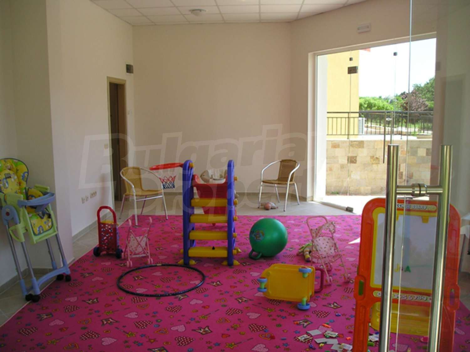 Gallery Picture 50