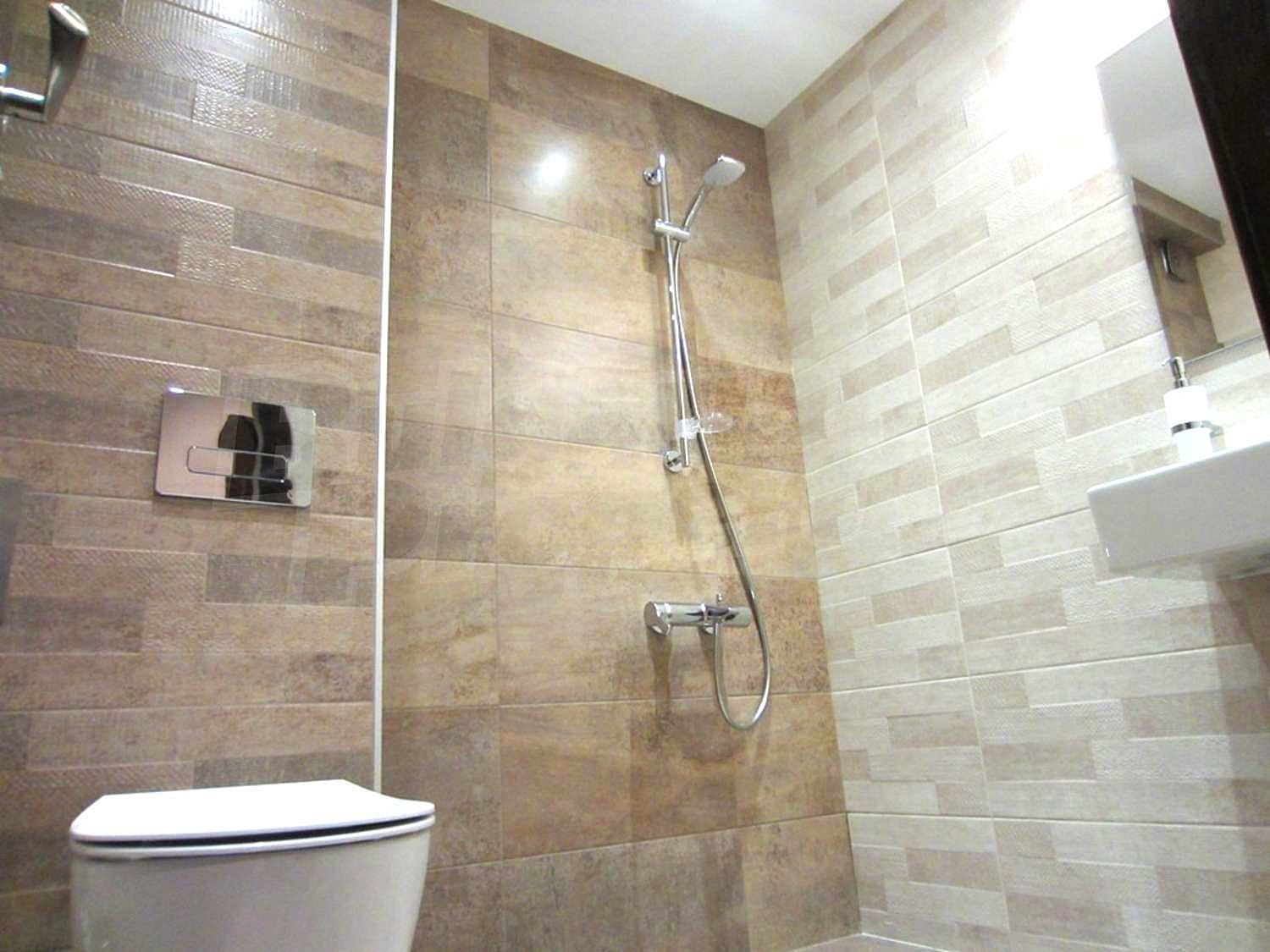 Gallery Picture 9