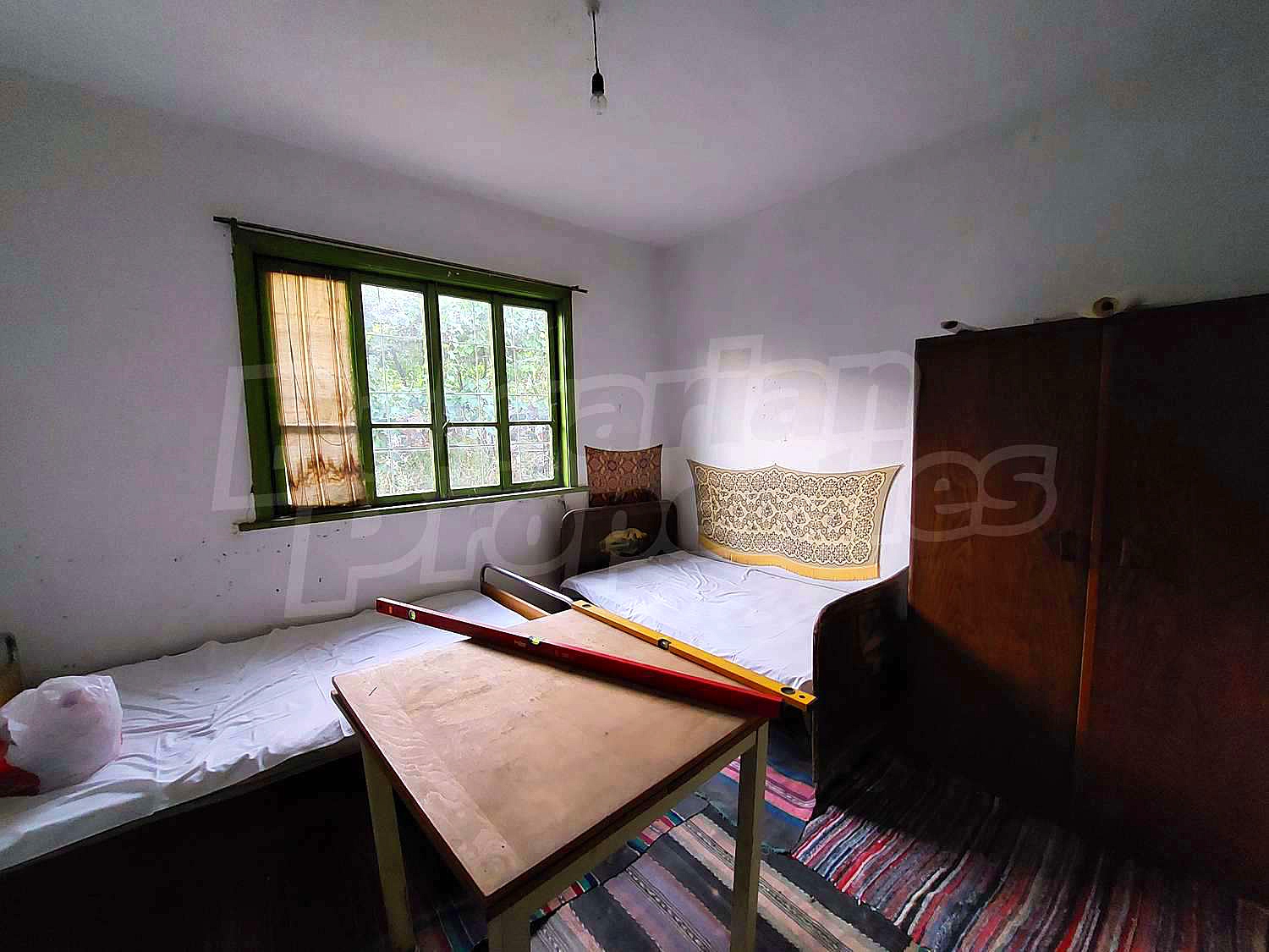 Gallery Picture 16