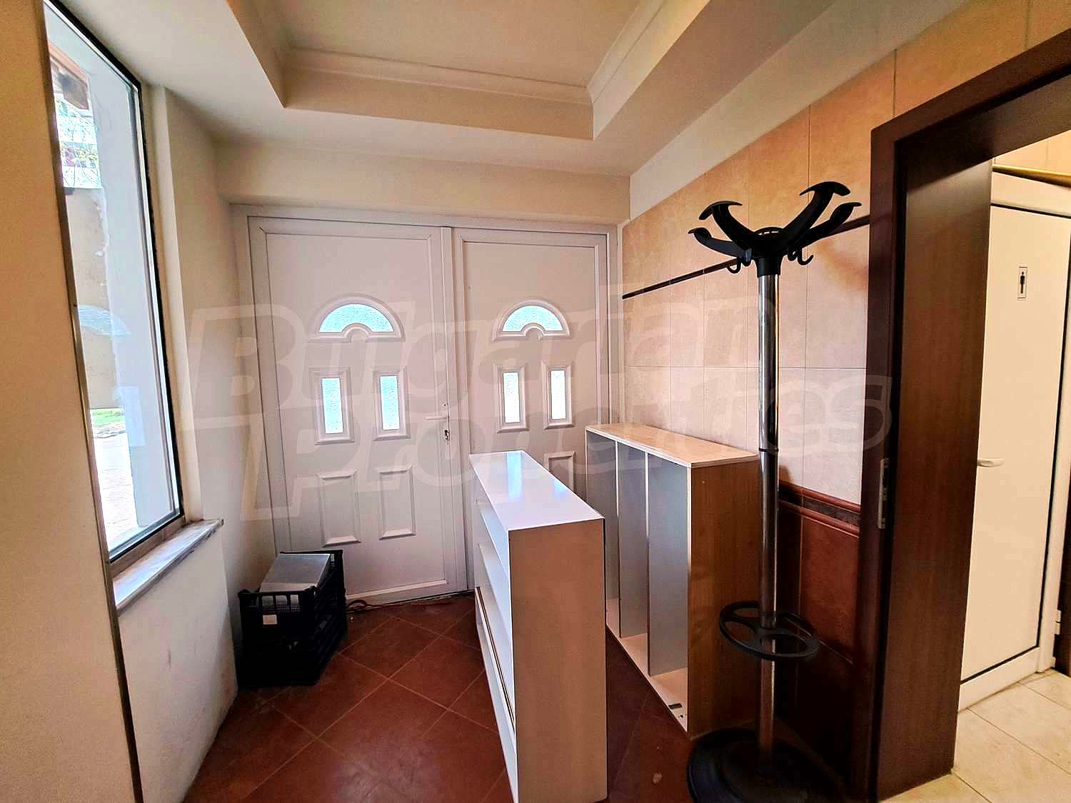 Gallery Picture 7