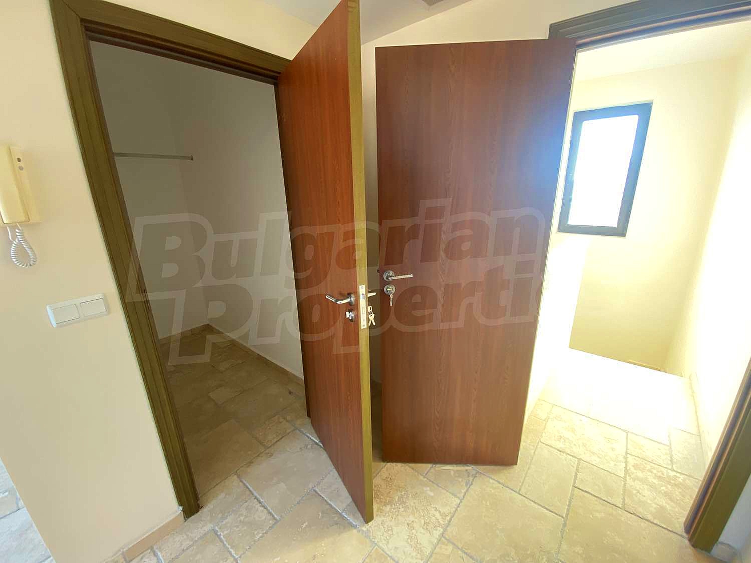 Gallery Picture 21