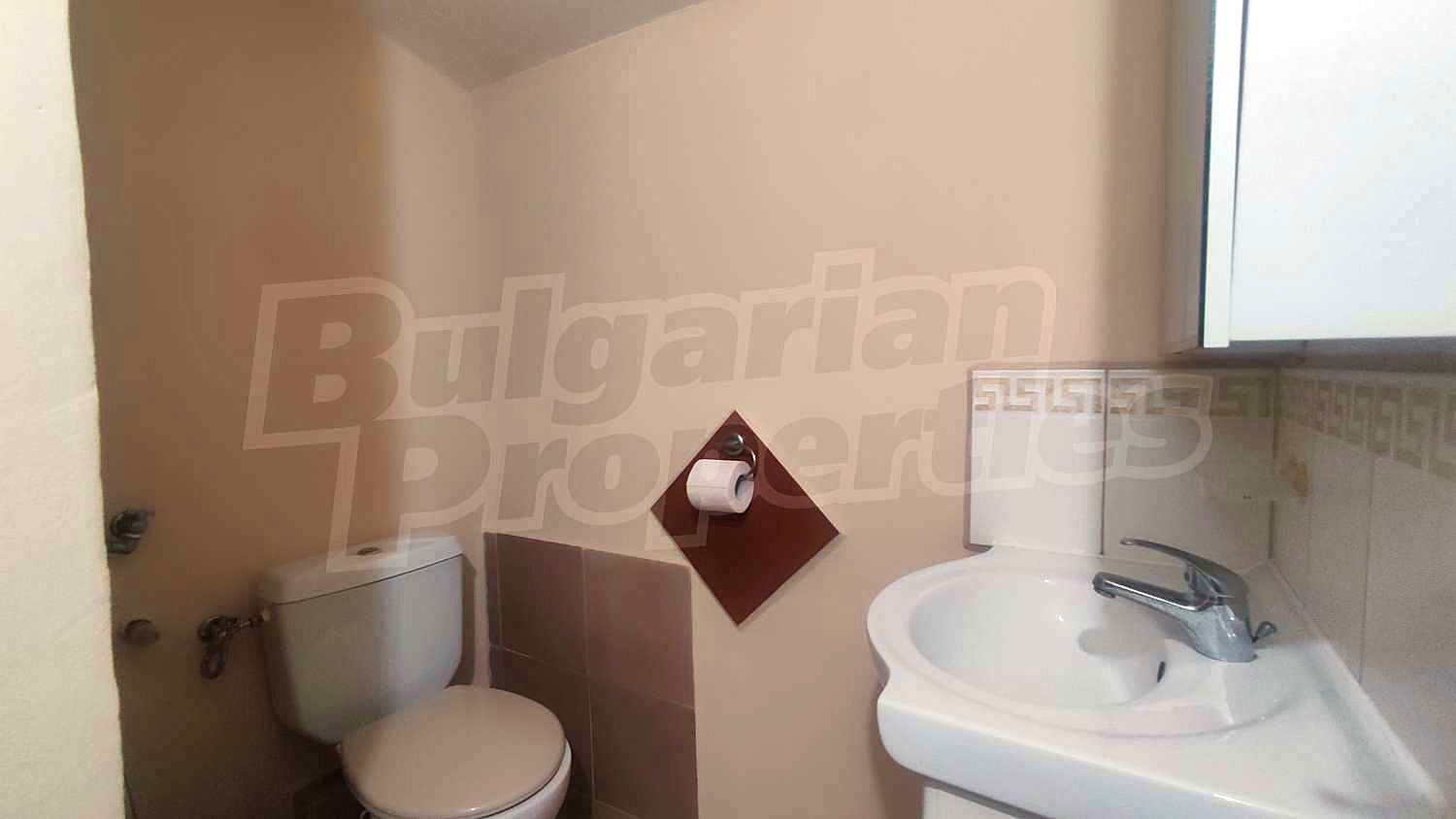 Gallery Picture 15