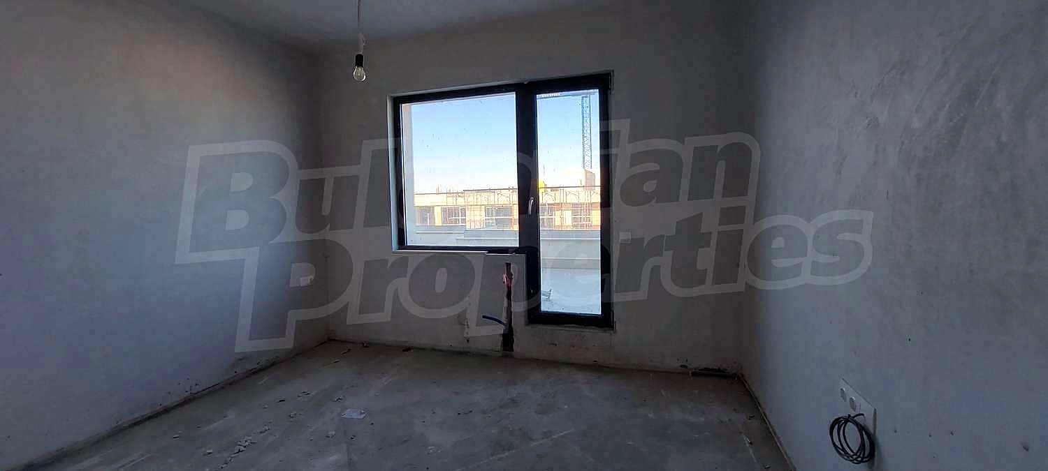 Gallery Picture 28