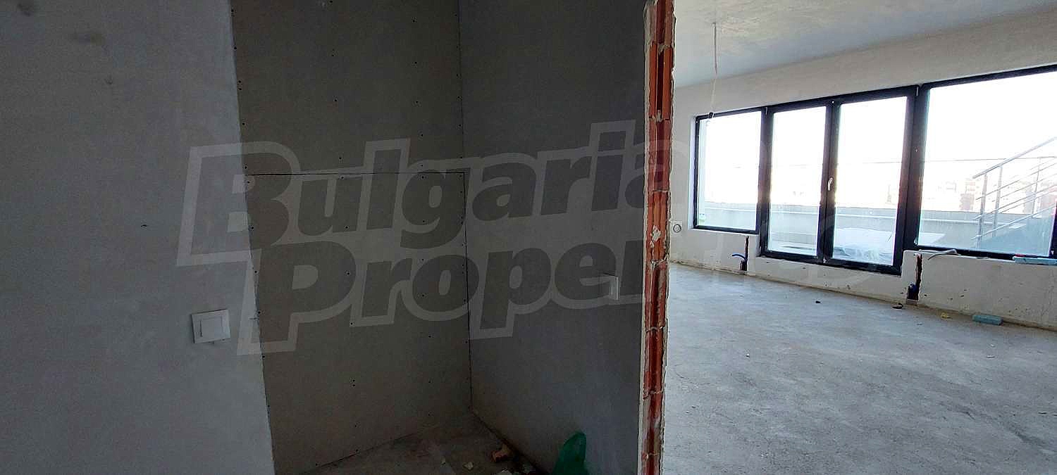 Gallery Picture 24