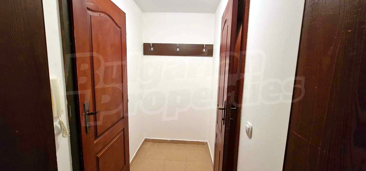 Gallery Picture 9
