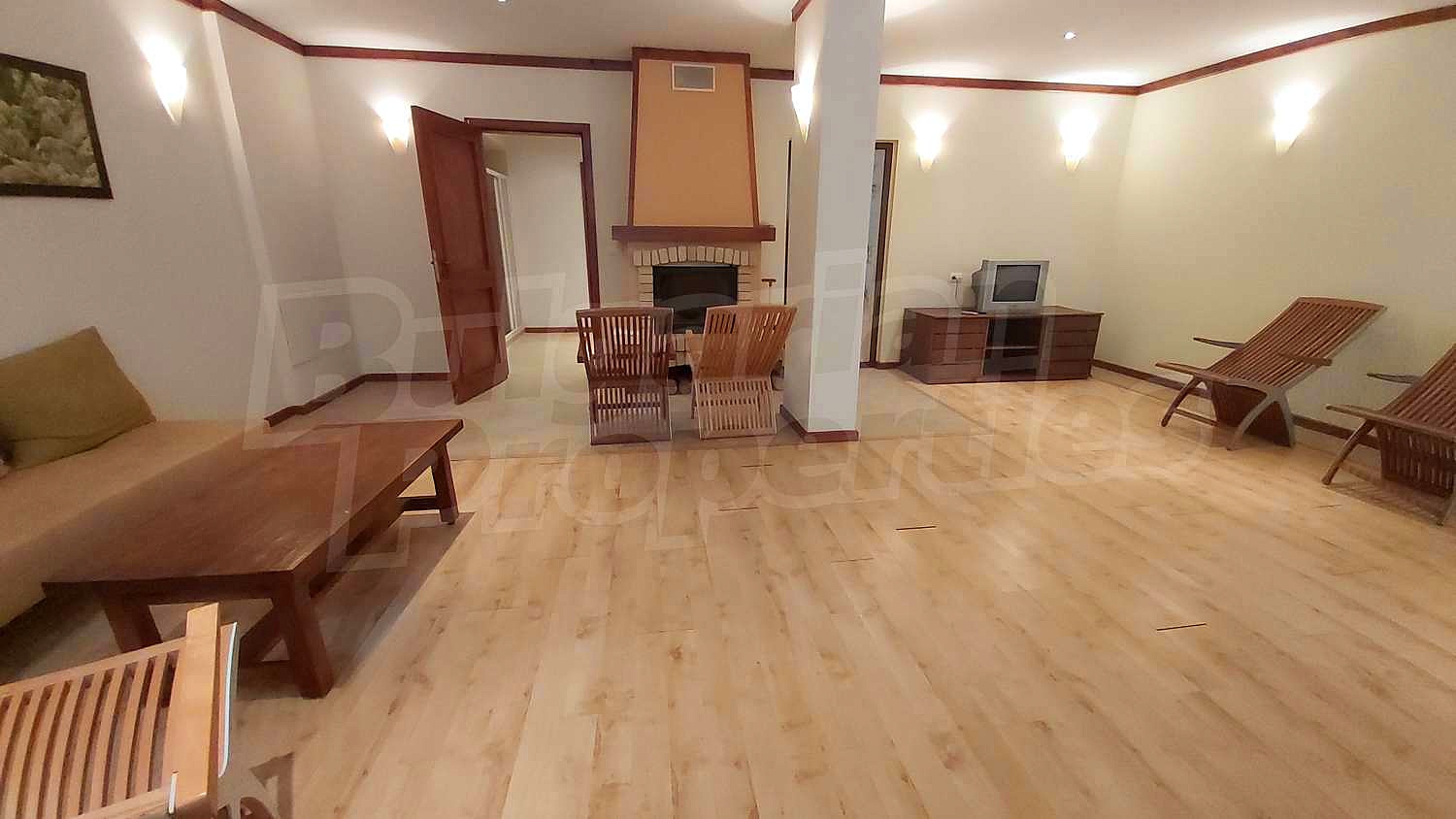 Gallery Picture 18