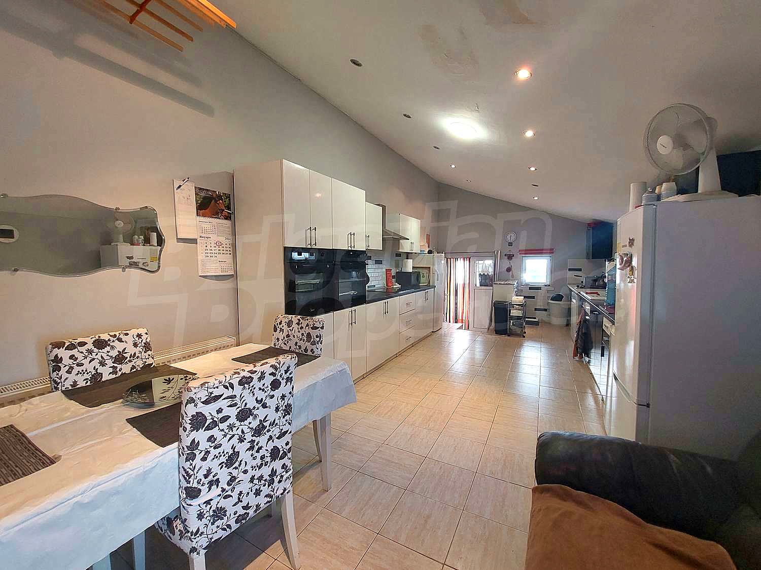 Gallery Picture 14